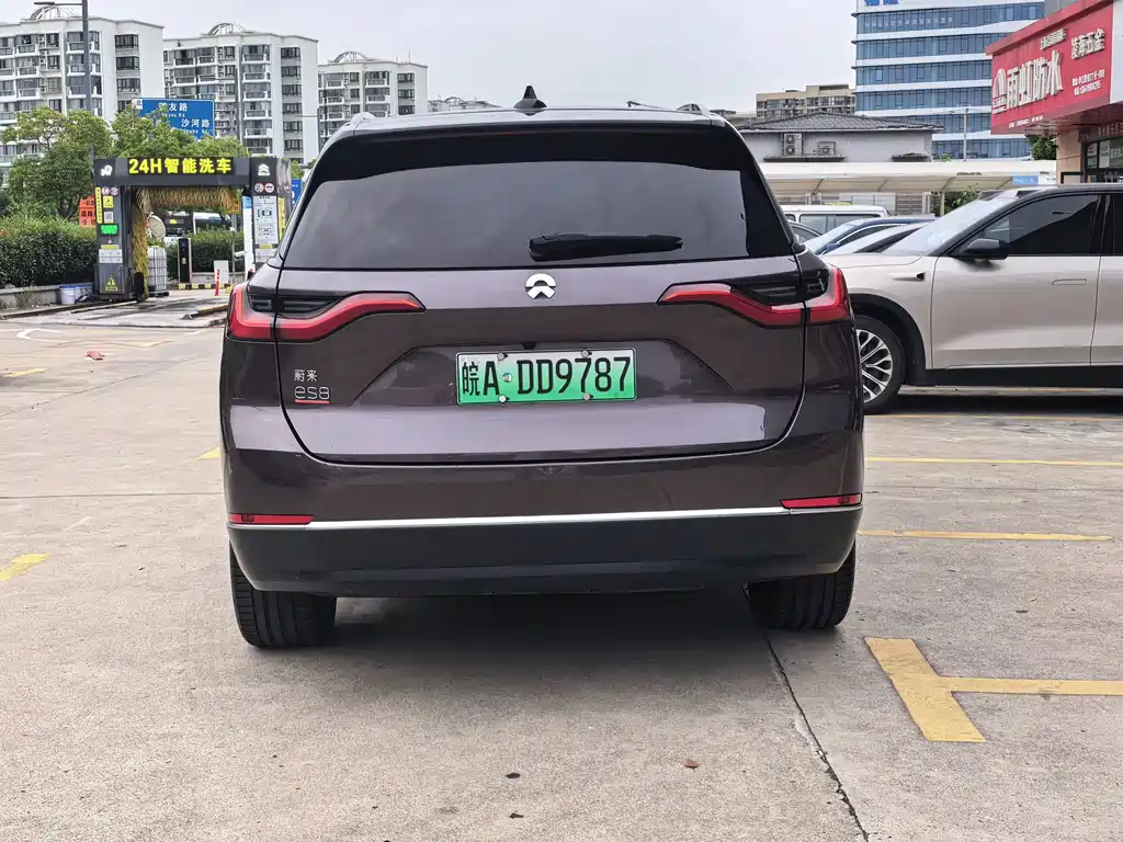 NIO ES8 — миниатюра 4