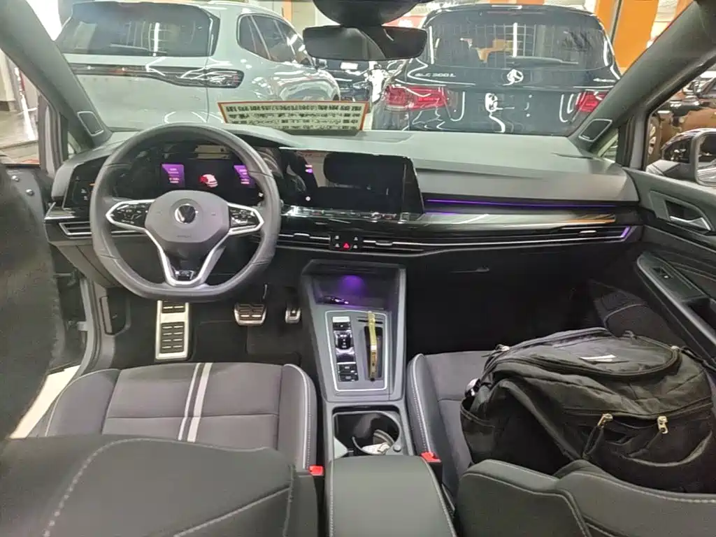 Volkswagen Golf — миниатюра 10