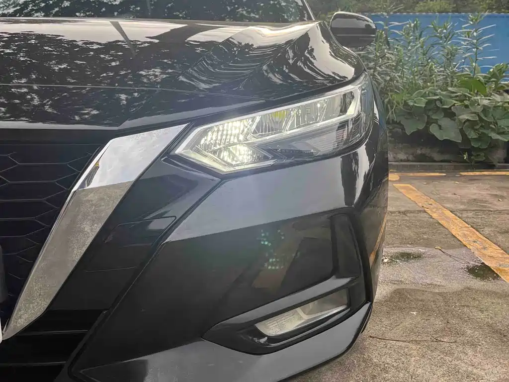 Nissan Sylphy 2021 1.6L XL CVT Enjoy