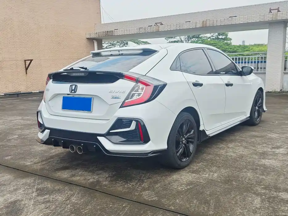 Honda Civic — миниатюра 9