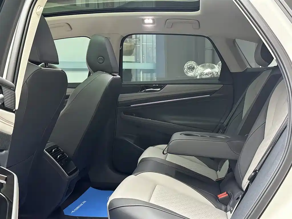 Volkswagen ID.7 VIZZION 2024 AIR