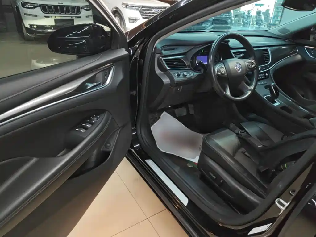 Buick LaCrosse — миниатюра 16