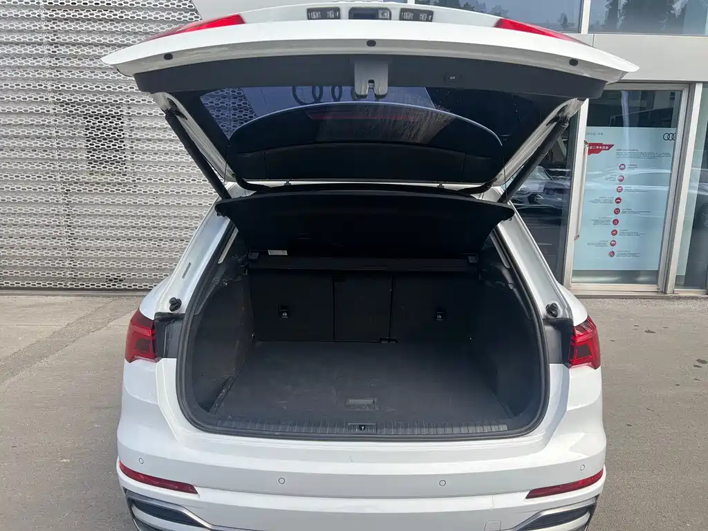 Audi Q3 — миниатюра 6