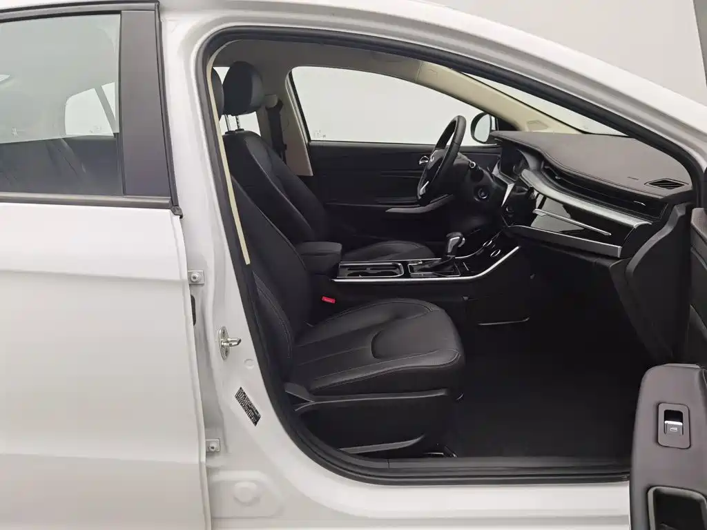 Chery Arrizo 5 — миниатюра 23