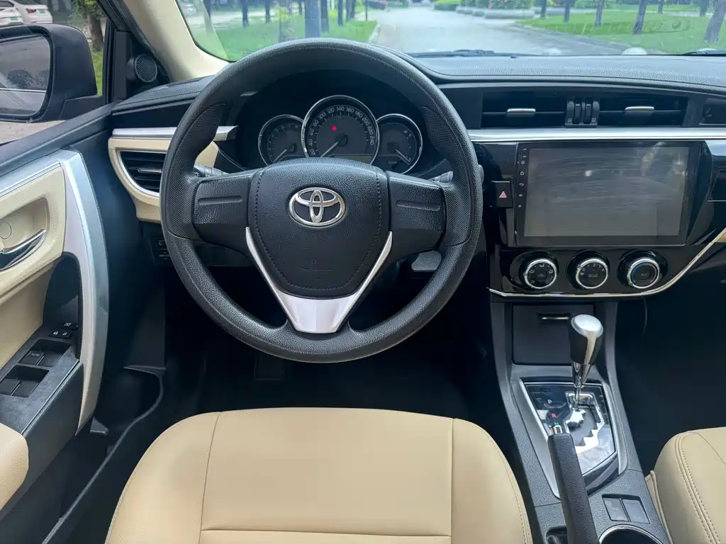 Toyota Corolla — миниатюра 10