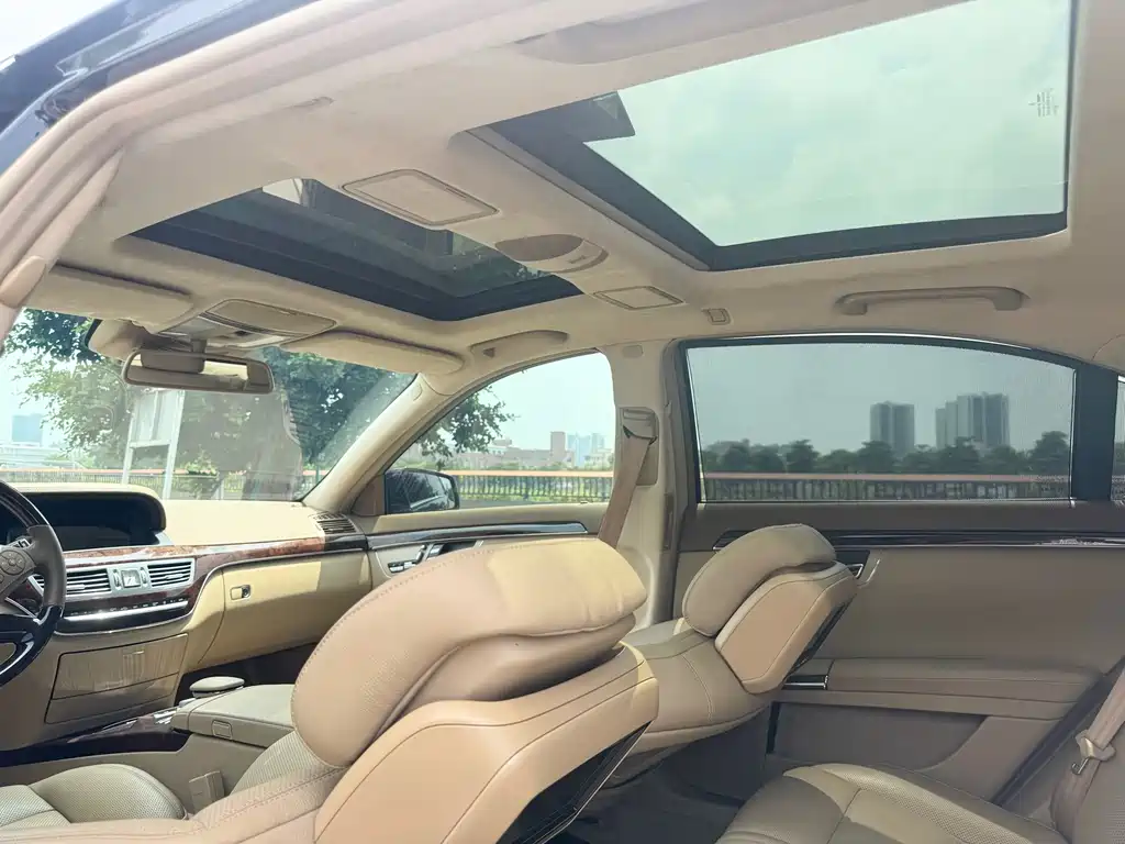 Mercedes-Benz S-Class — миниатюра 8