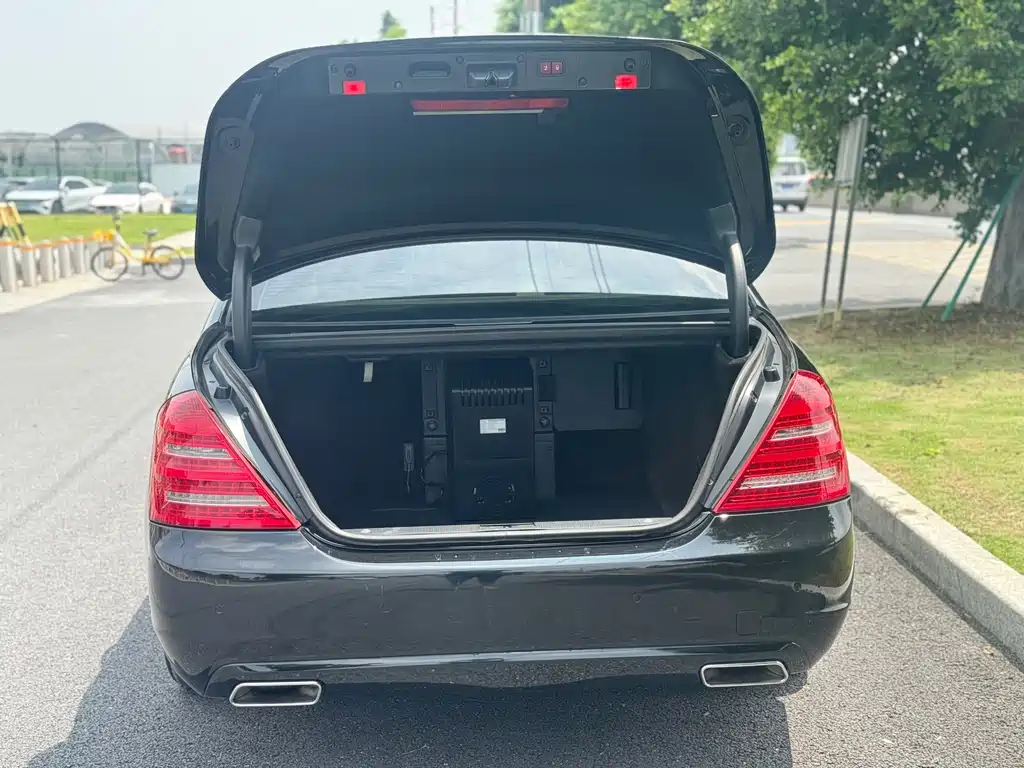 Mercedes-Benz S-Class — миниатюра 5
