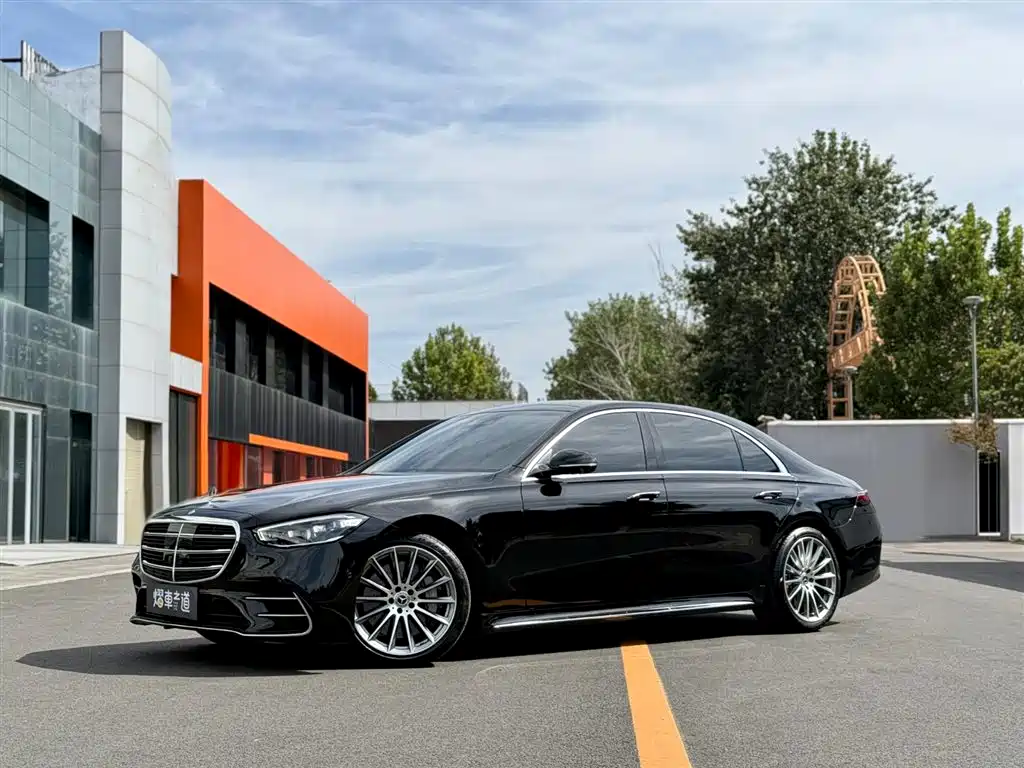 MERCEDES-BENZ S CLASS