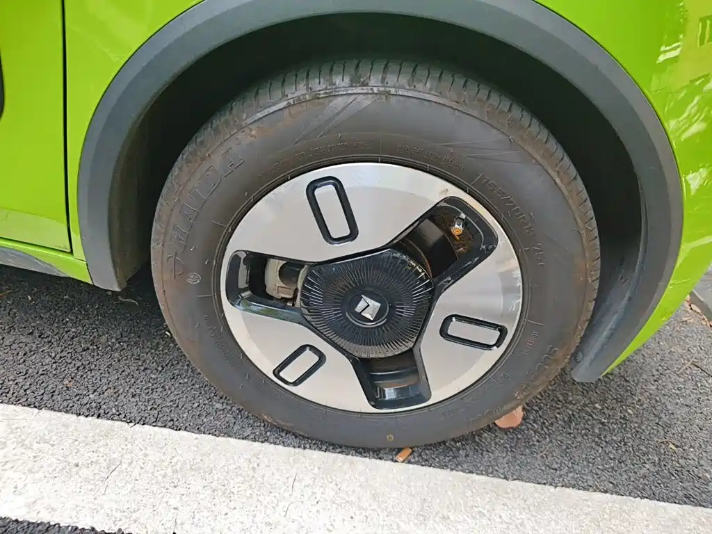 Baojun KiWi EV — миниатюра 25