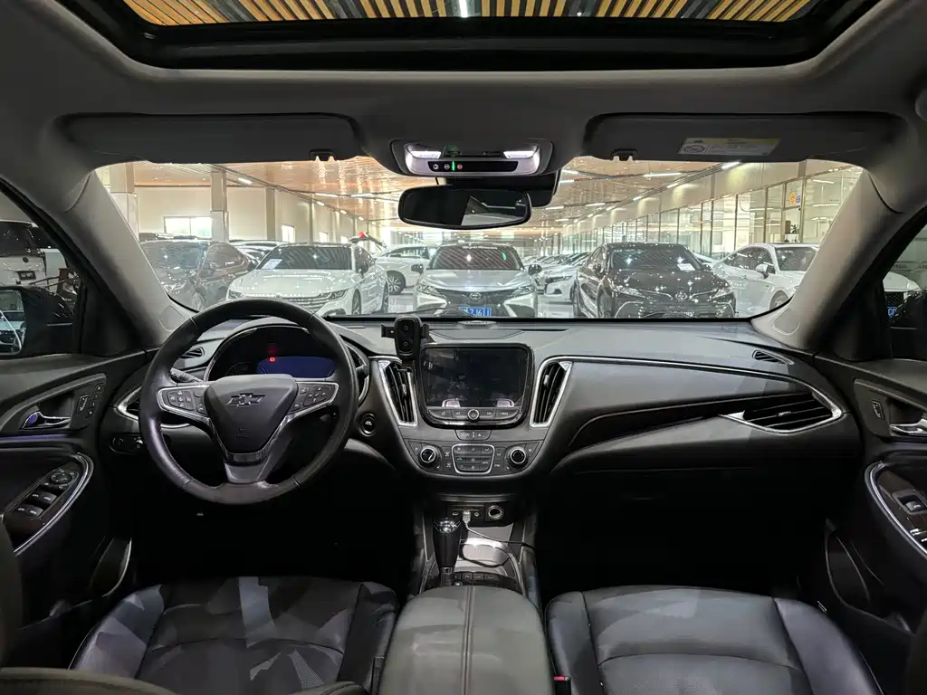 Chevrolet Malibu XL — миниатюра 11