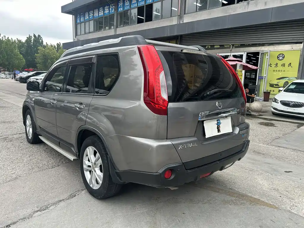 Nissan X-Trail 2.5L CVT Flagship Edition 4WD, фото 9
