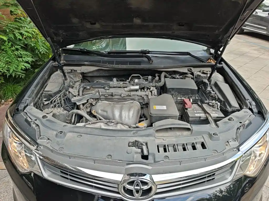 Toyota Camry — миниатюра 20