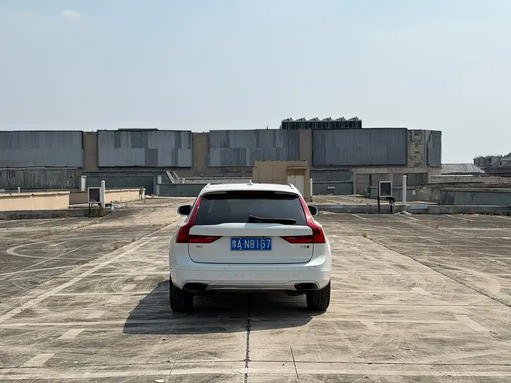Volvo V90 — миниатюра 21