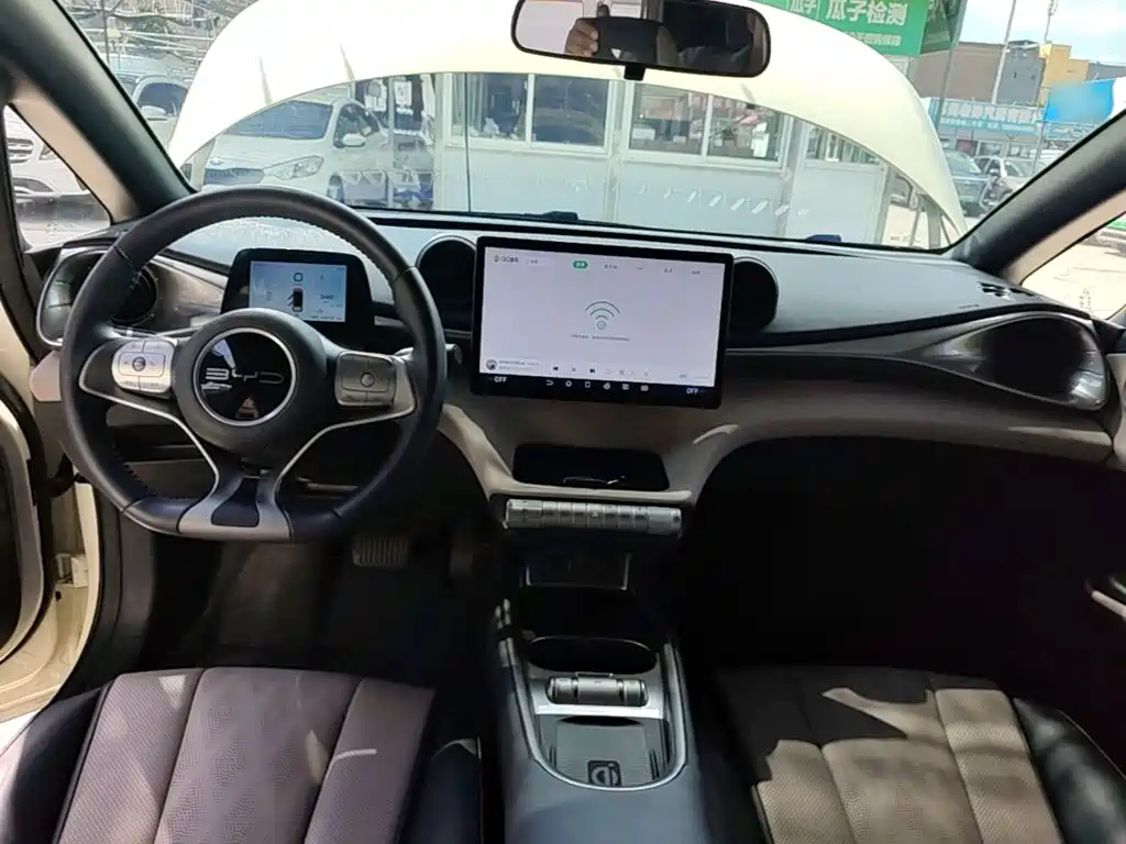 BYD Dolphin — миниатюра 6