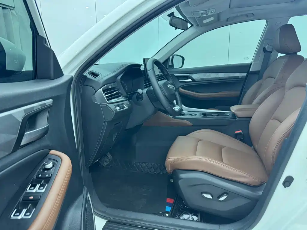 Geely Vision X6 — миниатюра 7