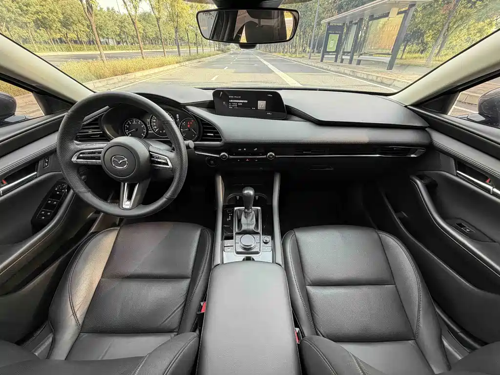 Mazda 3 Axela — миниатюра 7