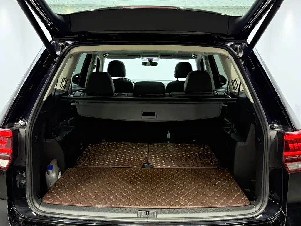 Volkswagen Teramont — миниатюра 14
