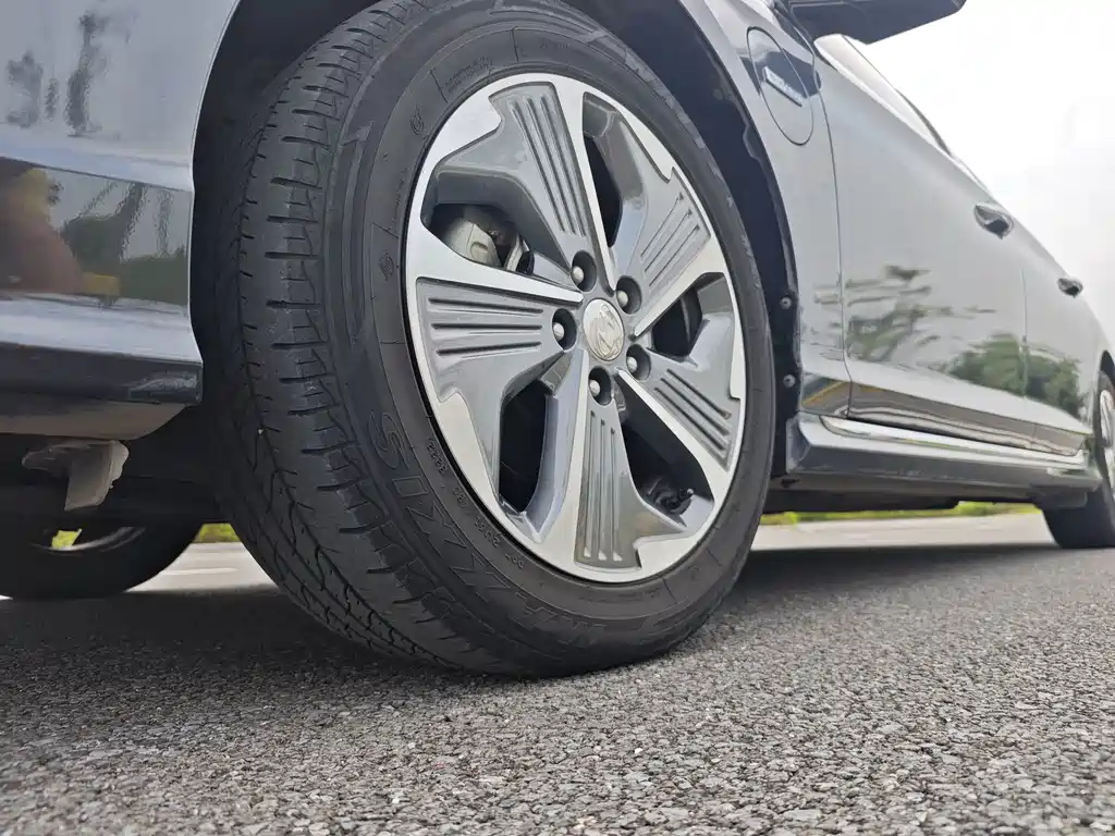 Hyundai Sonata PHEV — миниатюра 8