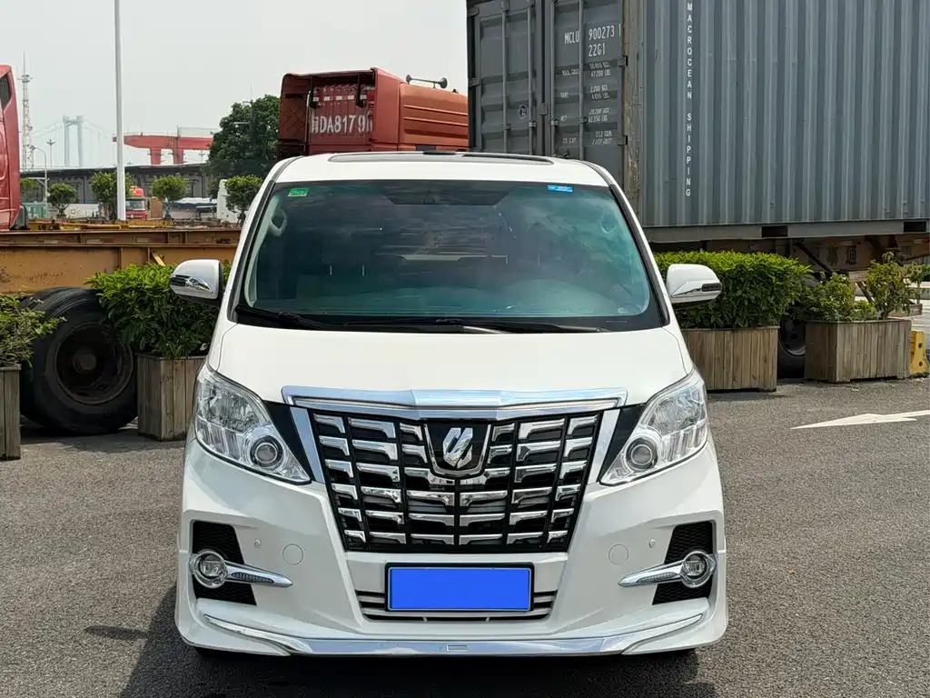 Toyota Alphard 2012 3.5L Luxury