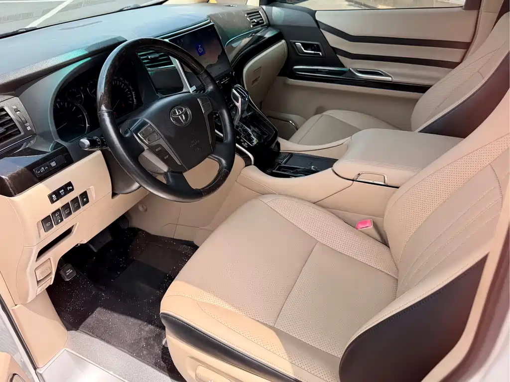 Toyota Alphard 2012 3.5L Luxury