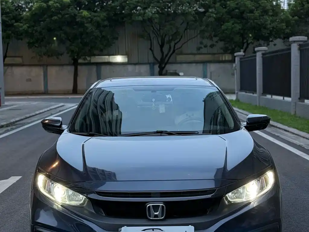Honda Civic — миниатюра 2