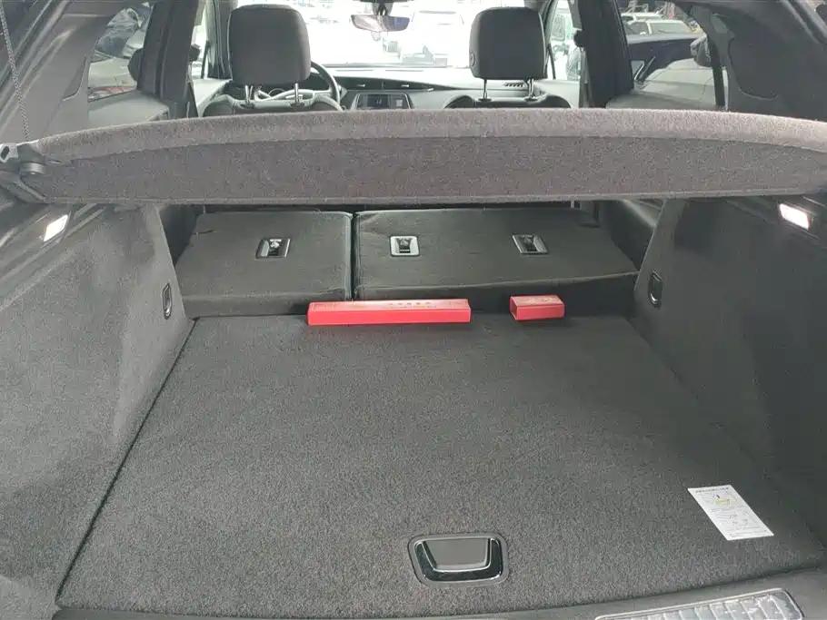 Cadillac XT4 2018 28T Lead