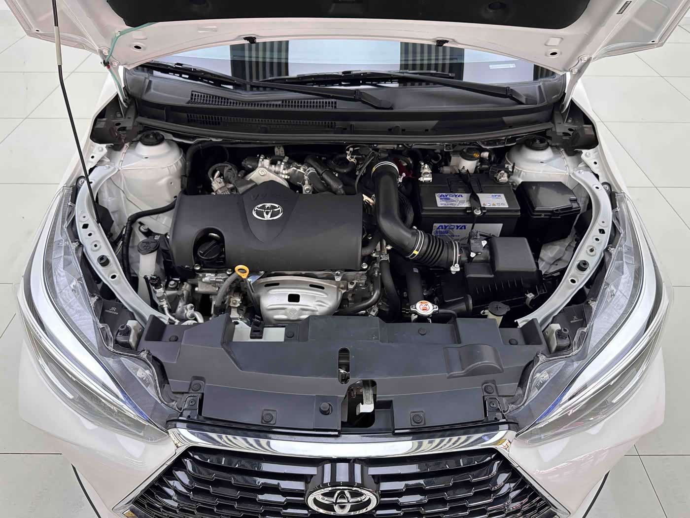 Toyota YARiS L Zhi Xuan 1.5 л 2024 г. Белый, пробег 37200 км