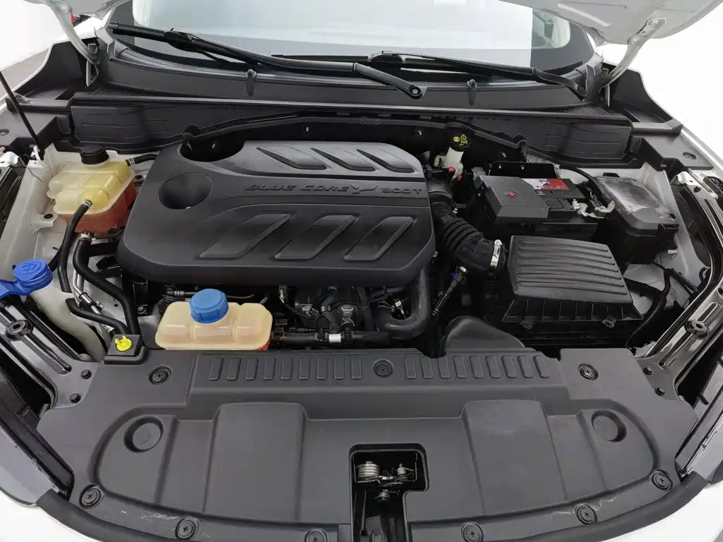 Changan UNI-T — миниатюра 6