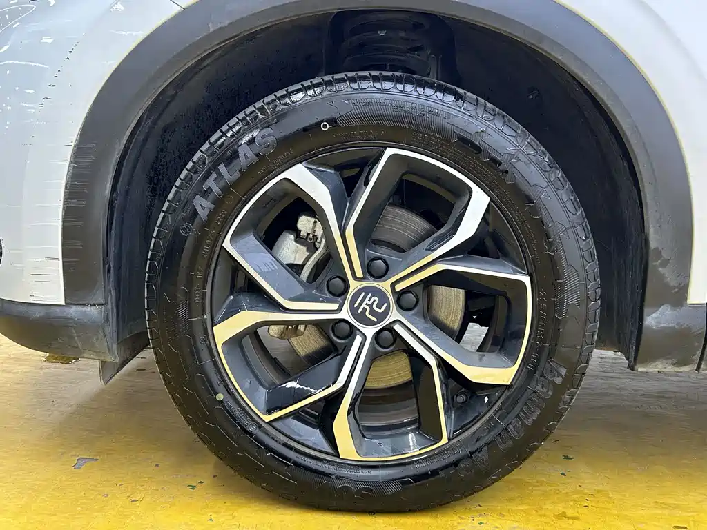 BYD Yuan Plus — миниатюра 9
