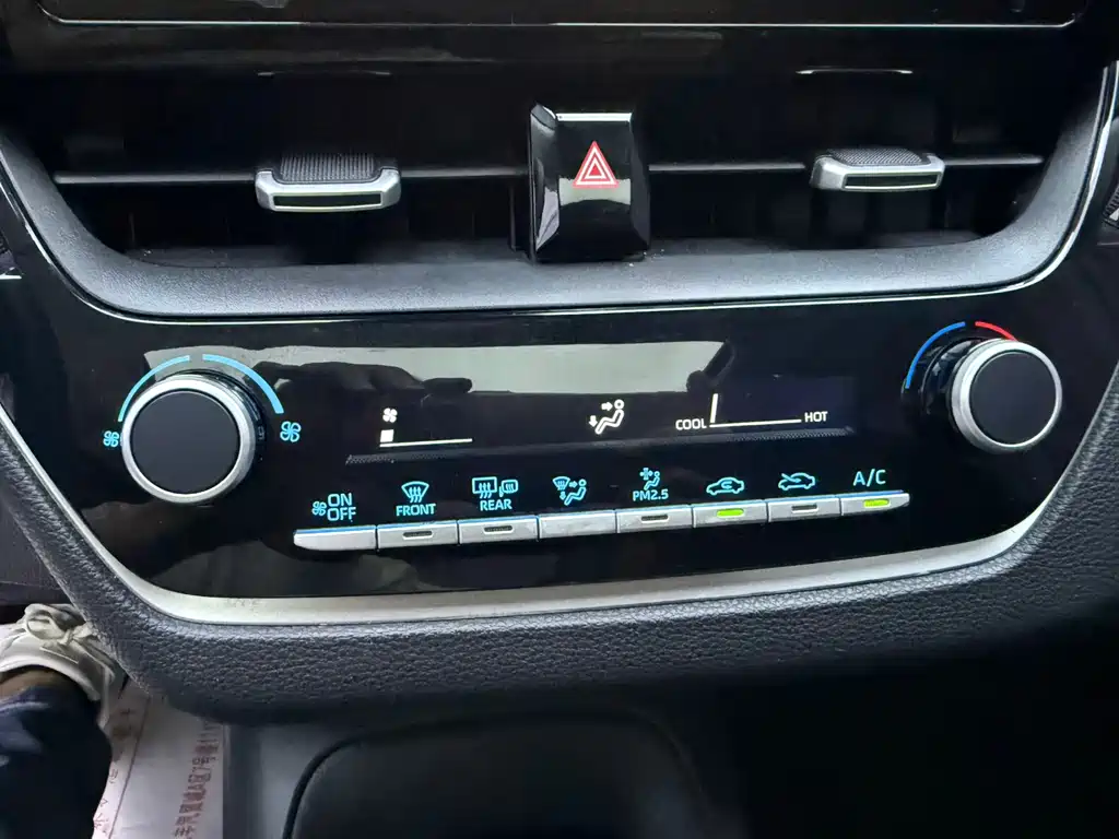Toyota Corolla — миниатюра 12