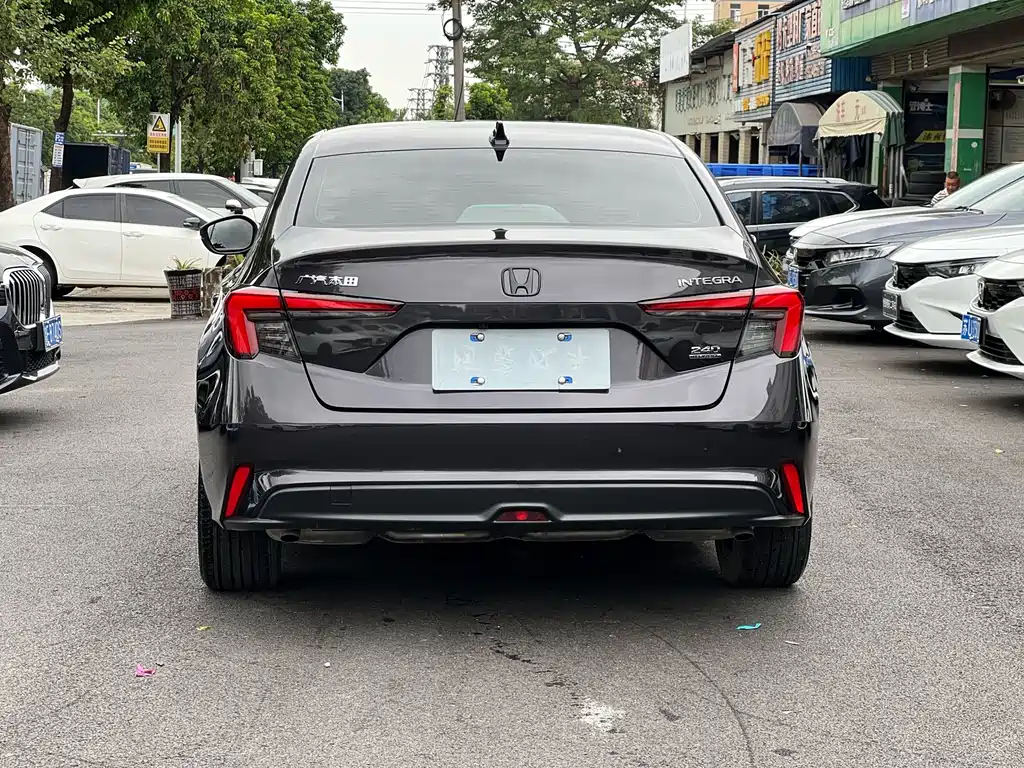 Honda Integra — миниатюра 8