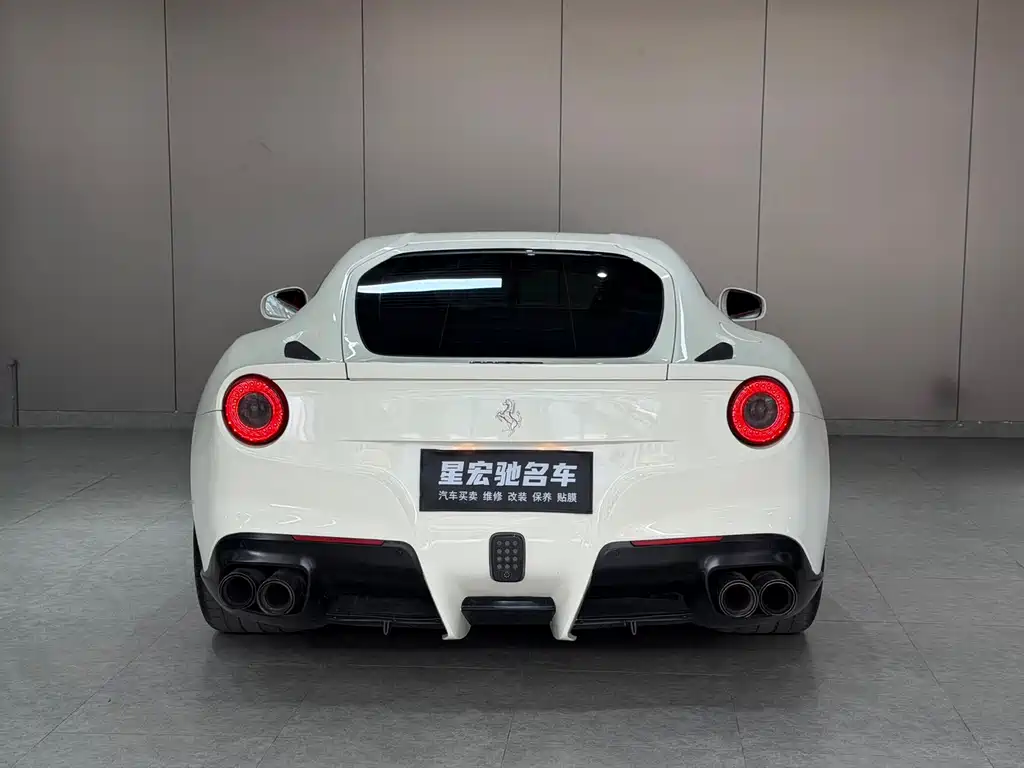 Ferrari F12berlinetta — миниатюра 6