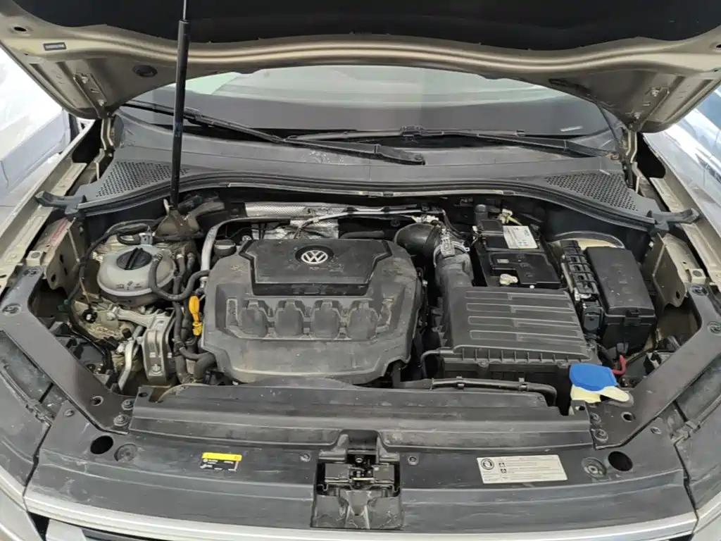 Volkswagen Tiguan L — миниатюра 19