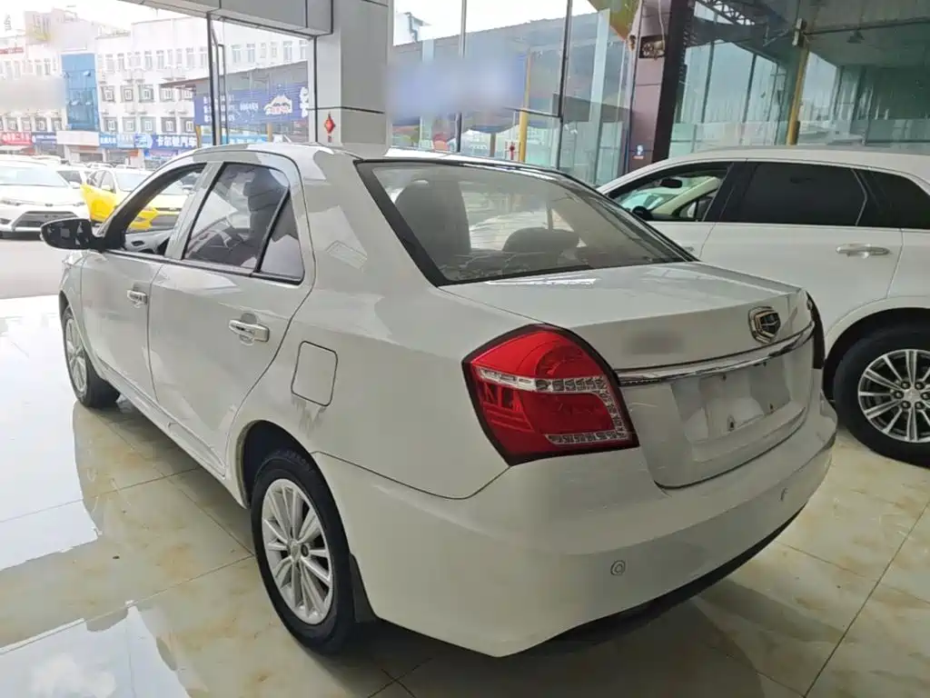 Geely King Kong — миниатюра 5