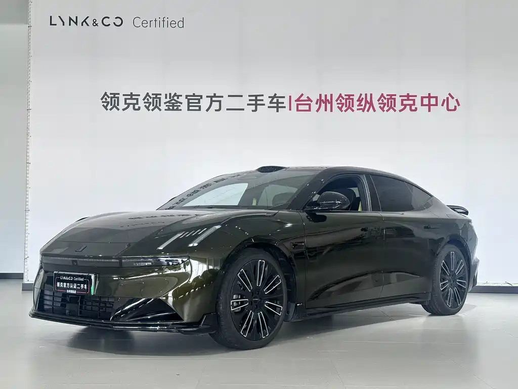 Lynk & Co 10