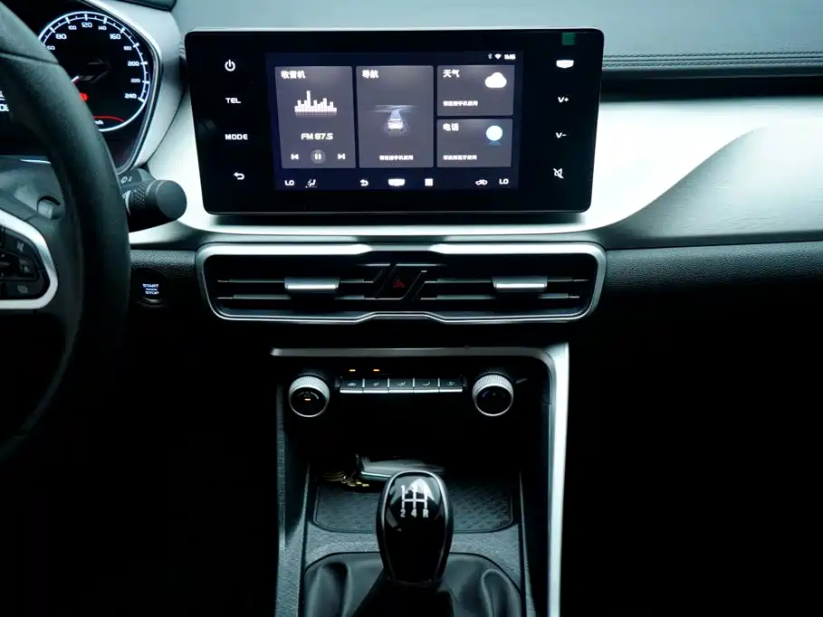 Geely Binyue — миниатюра 21