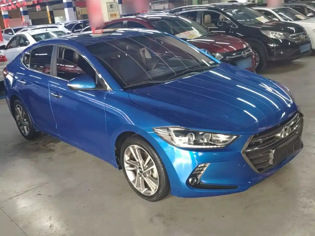 Hyundai Elantra — миниатюра 4