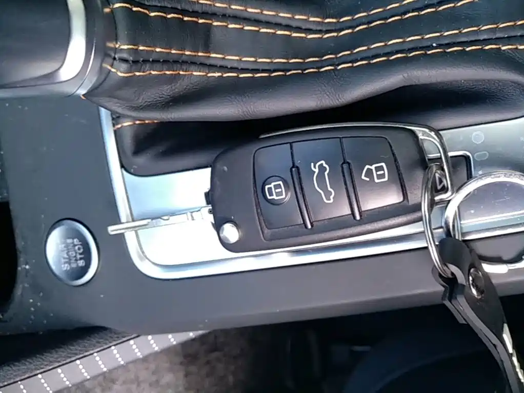 Audi Q2L e-tron — миниатюра 9