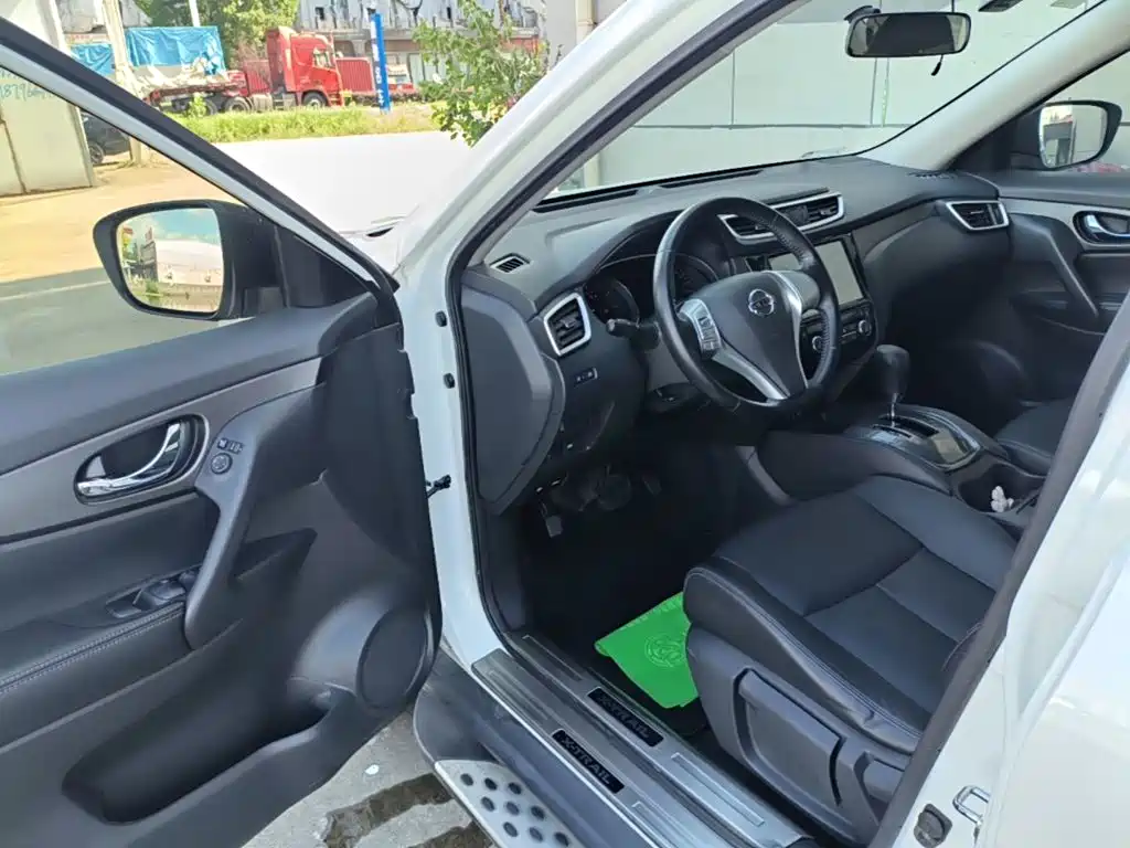 Nissan X-Trail — миниатюра 16