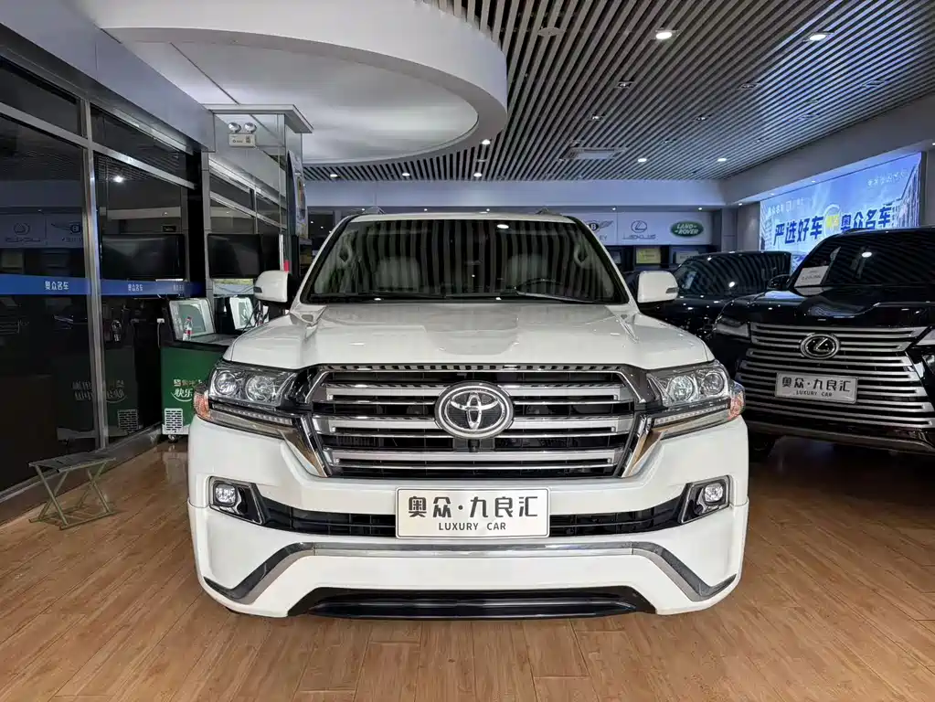 Toyota Land Cruiser — миниатюра 2