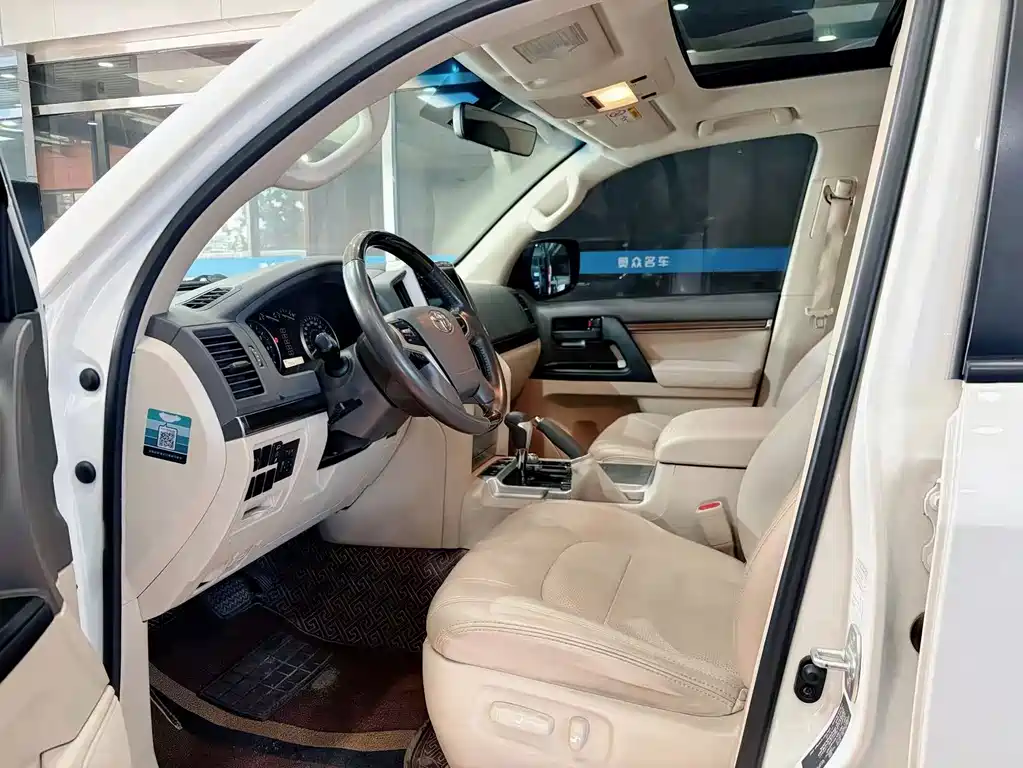 Toyota Land Cruiser — миниатюра 4