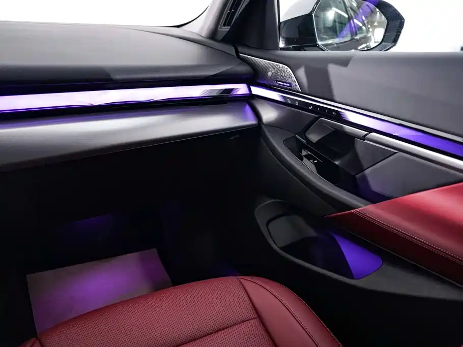 BMW 5 Series — миниатюра 26
