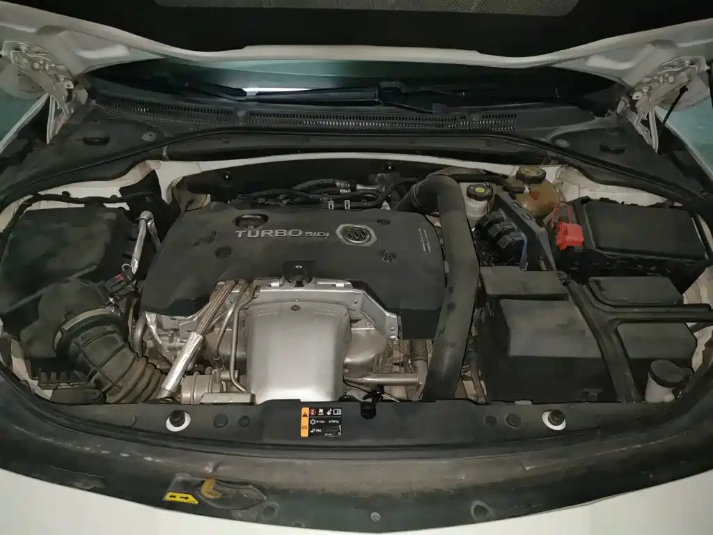 Buick LaCrosse — миниатюра 21