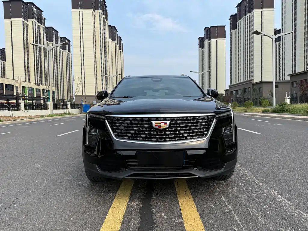 Cadillac XT4 — миниатюра 2