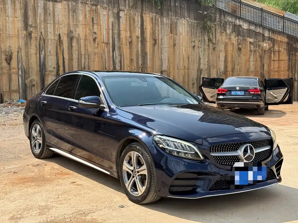 Mercedes-Benz C-Class — миниатюра 3