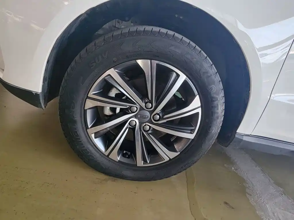Geely Vision X6 — миниатюра 23
