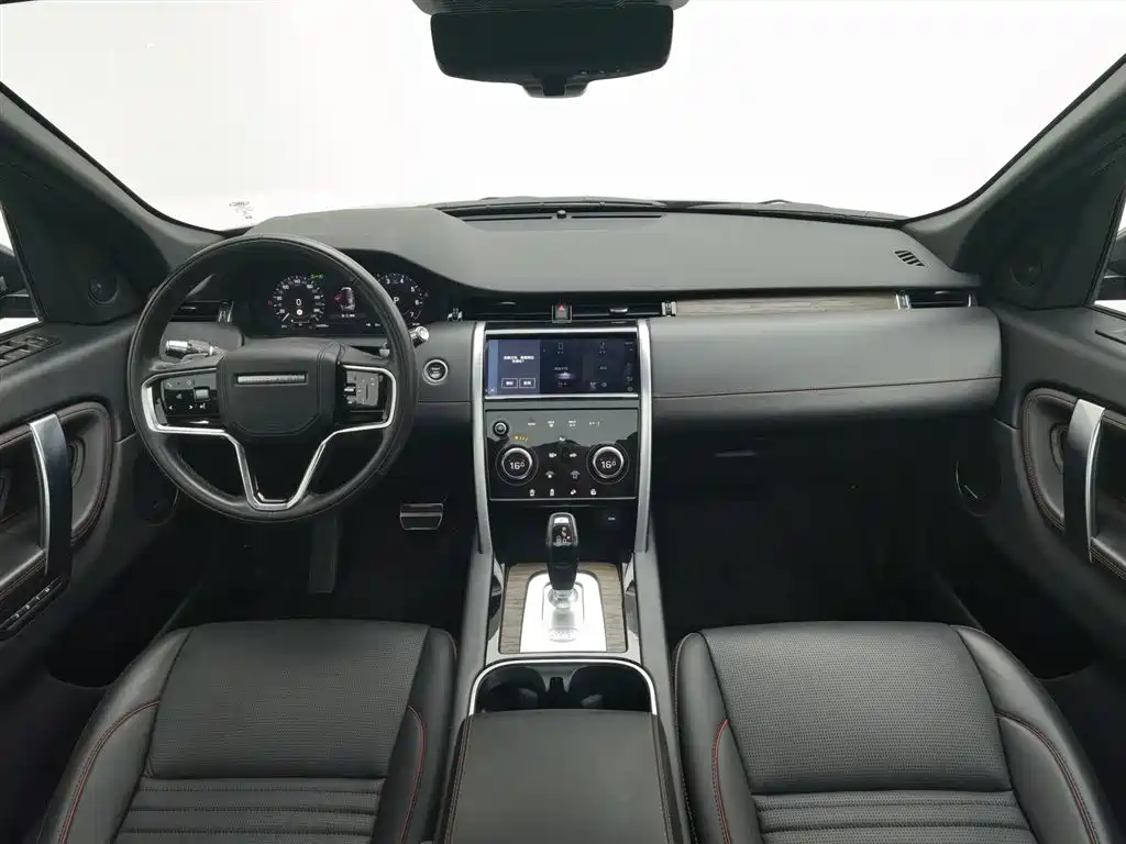 Land Rover Discovery Sport 2022 249PS R-Dynamic HSE Luxury 7 мест