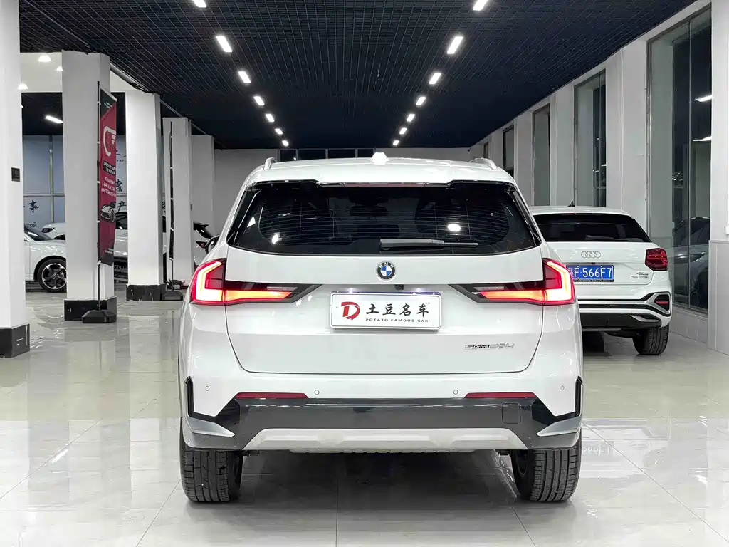 BMW X1 2023 sDrive20Li X