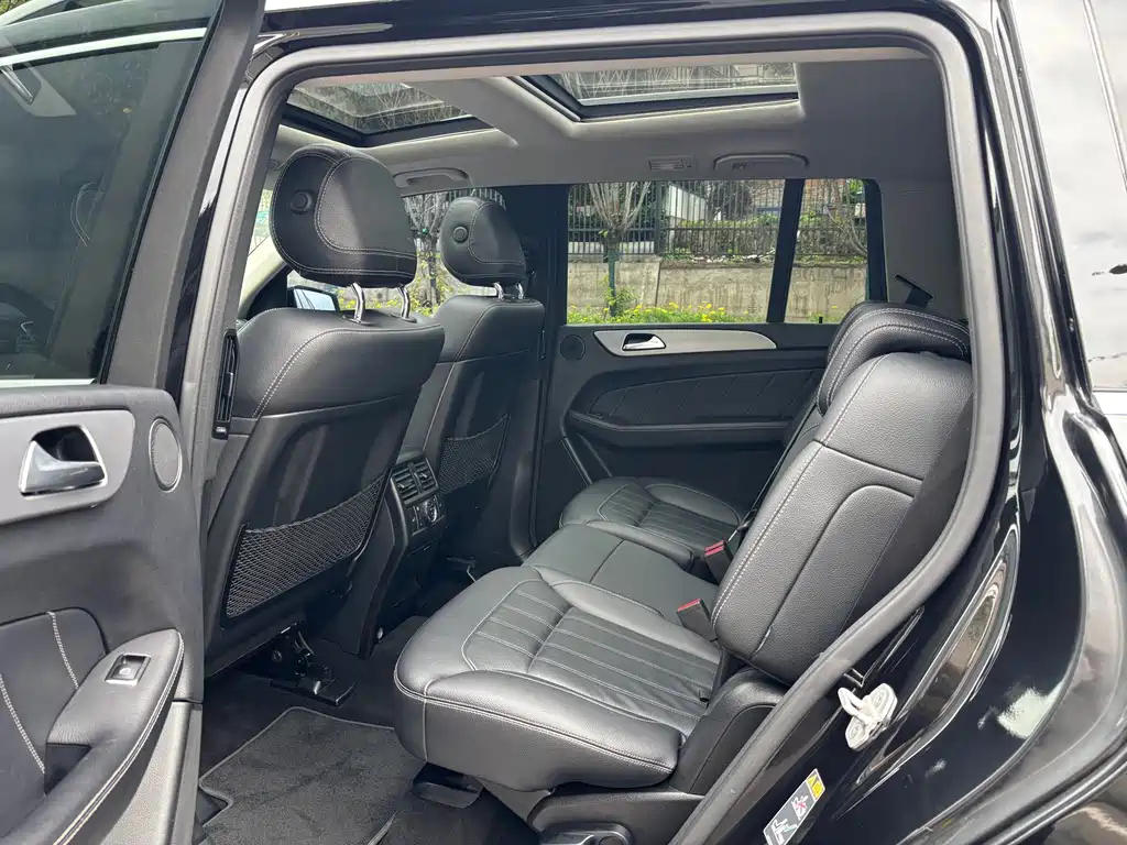 Mercedes-Benz GL-Class — миниатюра 13