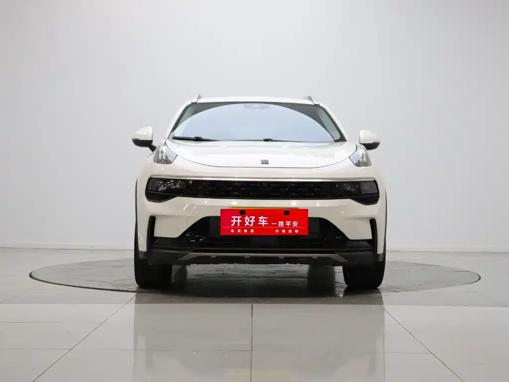 Lynk & Co 01 — миниатюра 2
